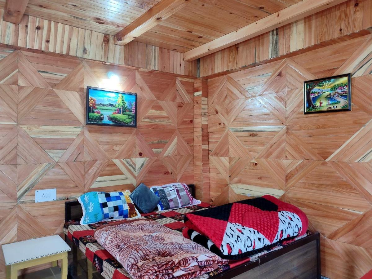 Отель Cafe Kush Tosh Экстерьер фото