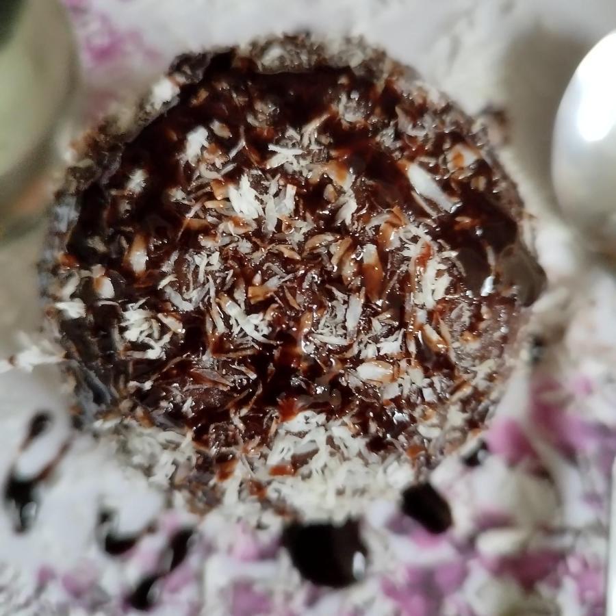 Отель Cafe Kush Tosh Экстерьер фото